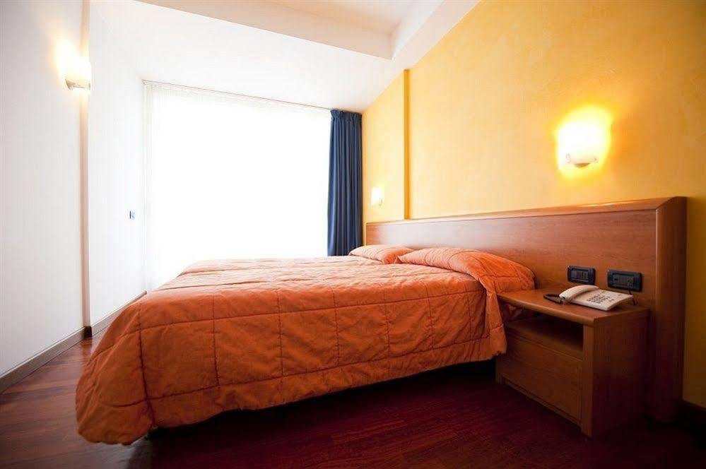 Hotel Internazionale Malcesine Exterior photo